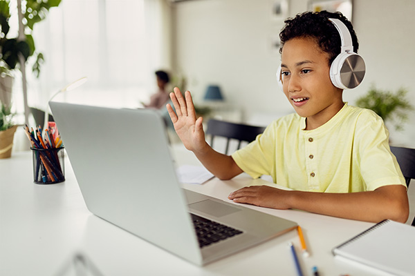 Kid in a Live Speaking session
